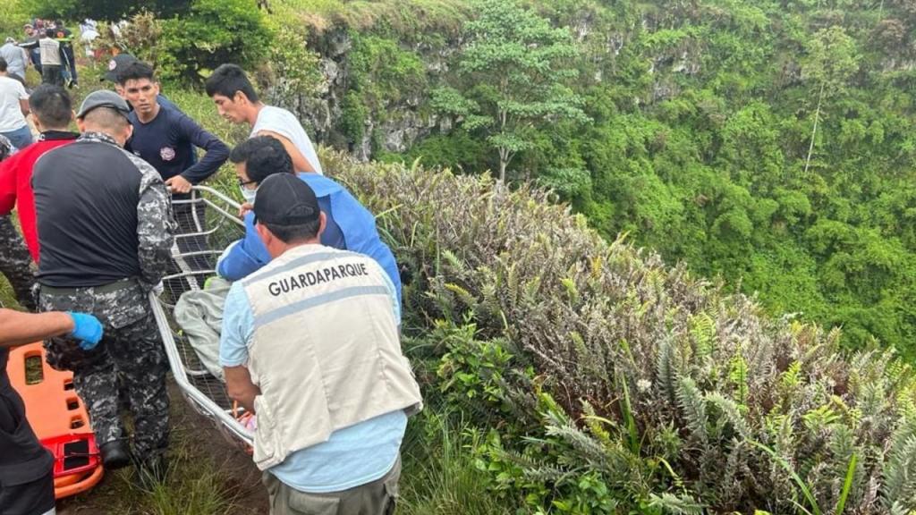 Criança foi resgatada Foto: Facebook, Parque Nacional Galápagos