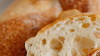 Mulher morta por funcionária de padaria depois de reclamar do pão nas redes sociais - TVI