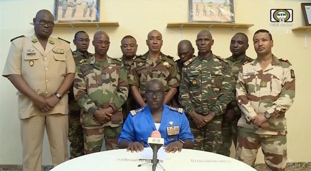 Militares anunciam golpe de estado no Níger (ORTN via AP)