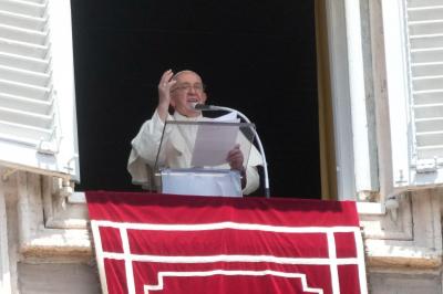JMJ: Papa pede que o acompanhem com orações durante a sua viagem a Portugal - TVI