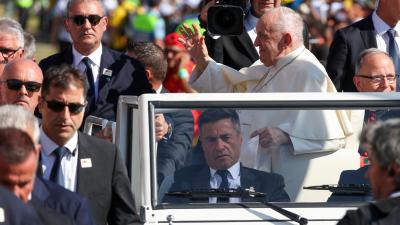 Papa foi embora há uma semana, mas ainda há despesas públicas por revelar - TVI