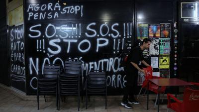 "As pessoas do Porto estão cansadas de perder a cidade, de perder os seus espaços". Músicos regressam ao Stop, mas o sentimento é "agridoce" - TVI