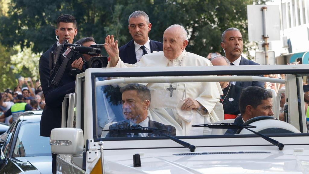 Papa Francisco antes de comparecer à Via-Sacra, no âmbito da Jornada Mundial da Juventude - JMJ (LUSA)