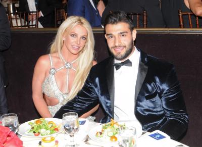 Britney Spears fala pela primeira vez do divórcio com Sam Asghari: "Não aguentava mais a dor” - TVI