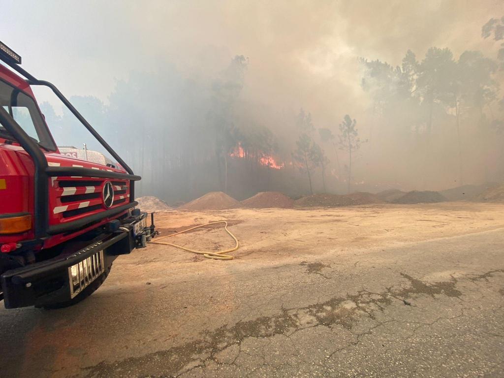 Incêndio em Ourém (Foto: André Nunes)