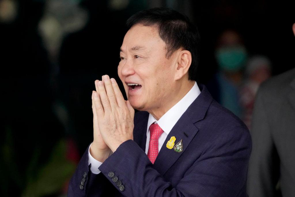 Thaksin Shinawatra de regresso à Tailândia (AP)
