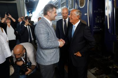 Marcelo, presidente de um país membro da NATO e da UE, foi "dar a mão" à Ucrânia. E porque isso é o mais importante - TVI