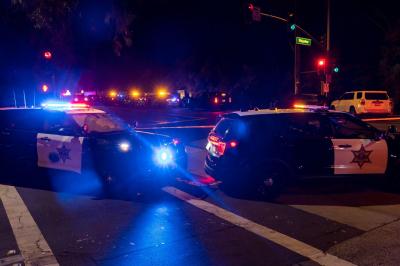 Pelo menos quatro pessoas baleadas mortalmente num bar na Califórnia - TVI