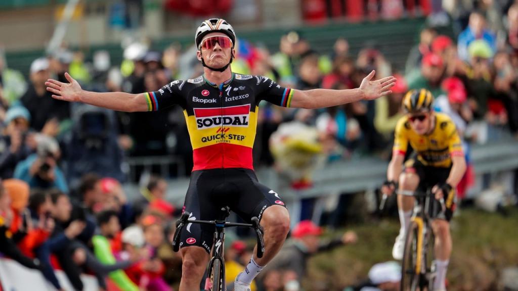 Remco Evenepoel vence a 3.ª etapa da Vuelta (Manuel Bruque/EPA)