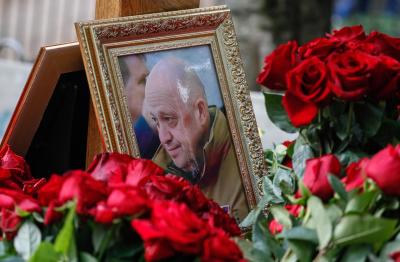 Kremlin está "a considerar" a hipótese de a queda do avião de Prigozhin ter sido uma "atrocidade deliberada". Mas não quer ninguém de fora a investigar - TVI