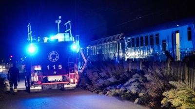 Cinco trabalhadores ferroviários morrem colhidos por comboio perto de Turim - TVI