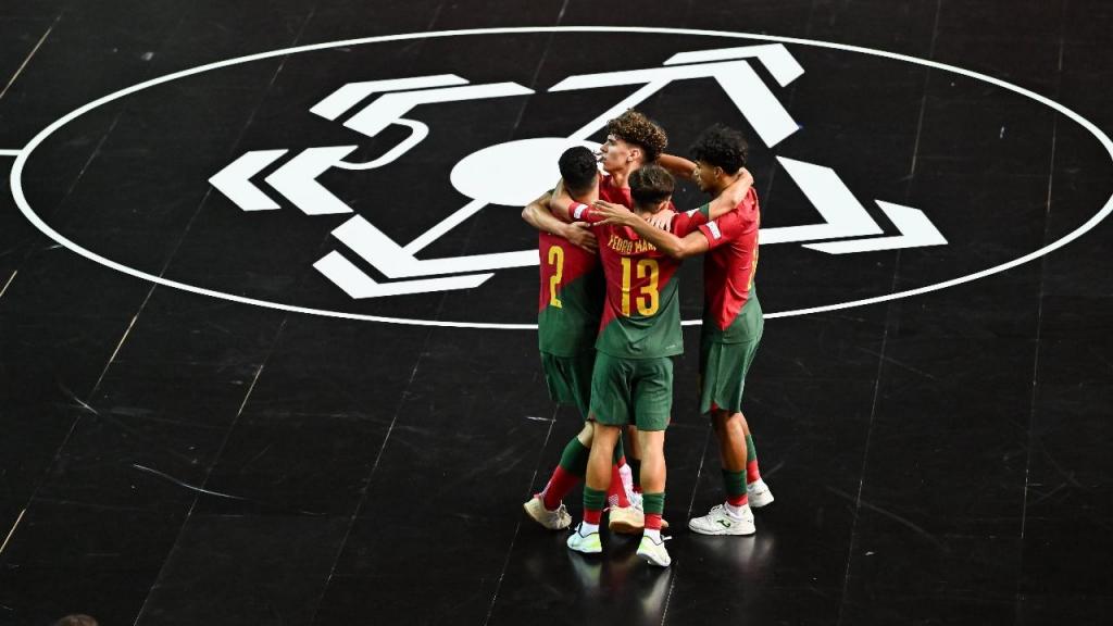 Talento português não tem igual»: Proença felicita sub-19 pela conquista do  Europeu de futsal - Futsal - Jornal Record