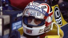 Mansell leiloa troféus, capacetes e até champanhe por abrir