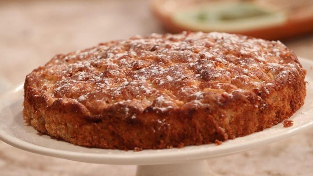 thumbnail Filipa Gomes ensina como fazer o clássico e delicioso bolo de maçã