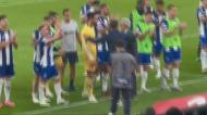 O momento em que o analista de vídeo do FC Porto leva com um isqueiro