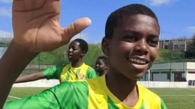 «Por ti Queta»: a homenagem ao filho de ex-FC Porto que morreu no rio Douro - TVI