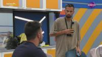 Zé Pedro Rocha e Francisco Monteiro têm conversa intensa e Catarina escuta atrás da parede - Big Brother