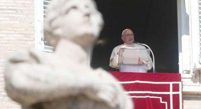 Papa Francisco faz apelo veemente sobre Faixa de Gaza: "Cessem o fogo! Cessem o fogo! Cessem o fogo! Parem, irmãos e irmãs" - TVI