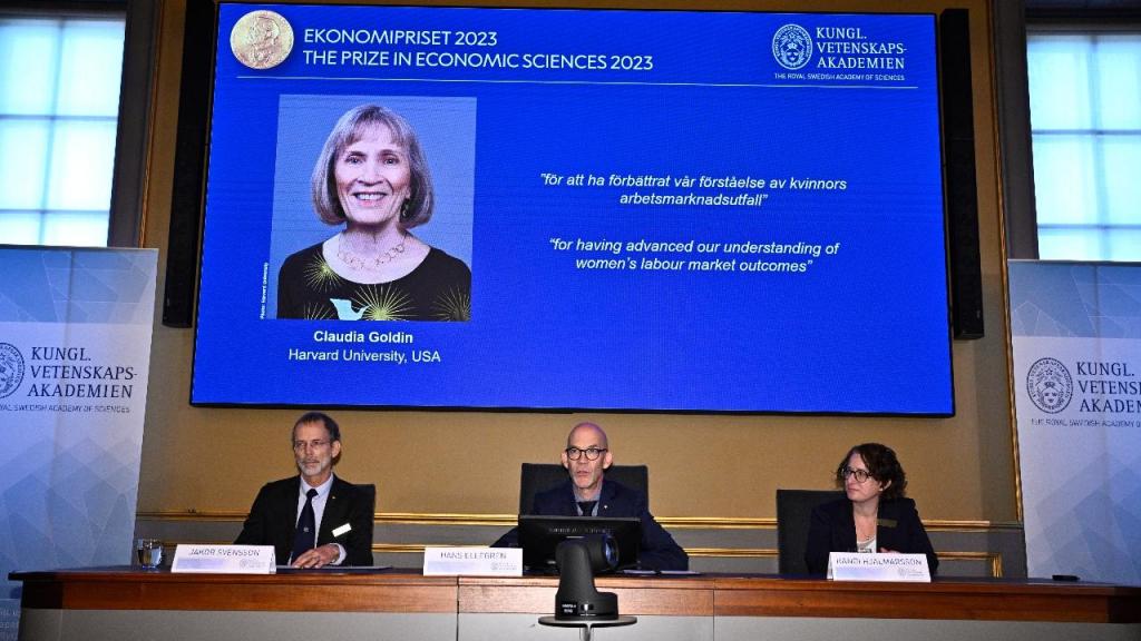 Prémio Nobel da Economia para Claudia Goldin (CLAUDIO BRESCIANI/EPA)