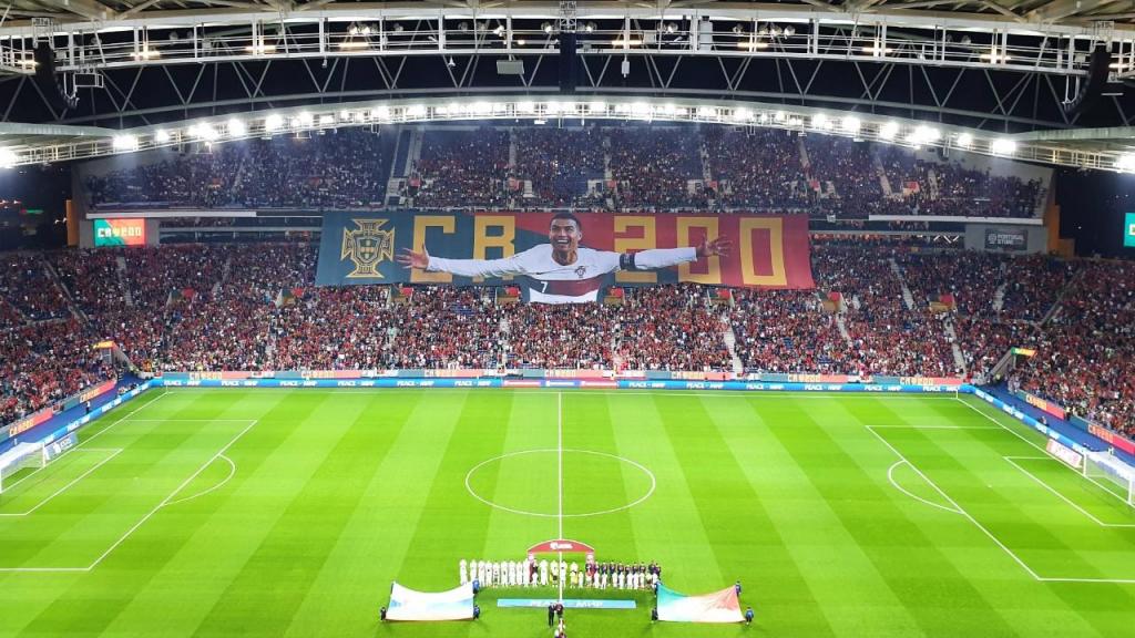 Homenagem a CR7 por seus 200 jogos com Portugal