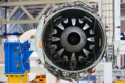 Rolls-Royce vai reduzir 2.500 postos de trabalho para reduzir custos - TVI