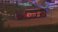 O momento da chegada do autocarro do Benfica ao estádio da Luz