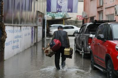 Tempestades na Turquia fazem nove mortos e 11 desaparecidos - TVI