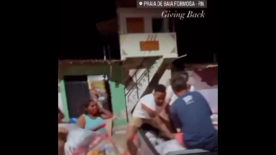 VÍDEO: Matheus Cunha entrega cabazes de bens essenciais na cidade onde nasceu - TVI