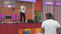 Jéssica Galhofas dança em cima da bancada e Hugo e Iasmim arrasam na pista de dança - Big Brother