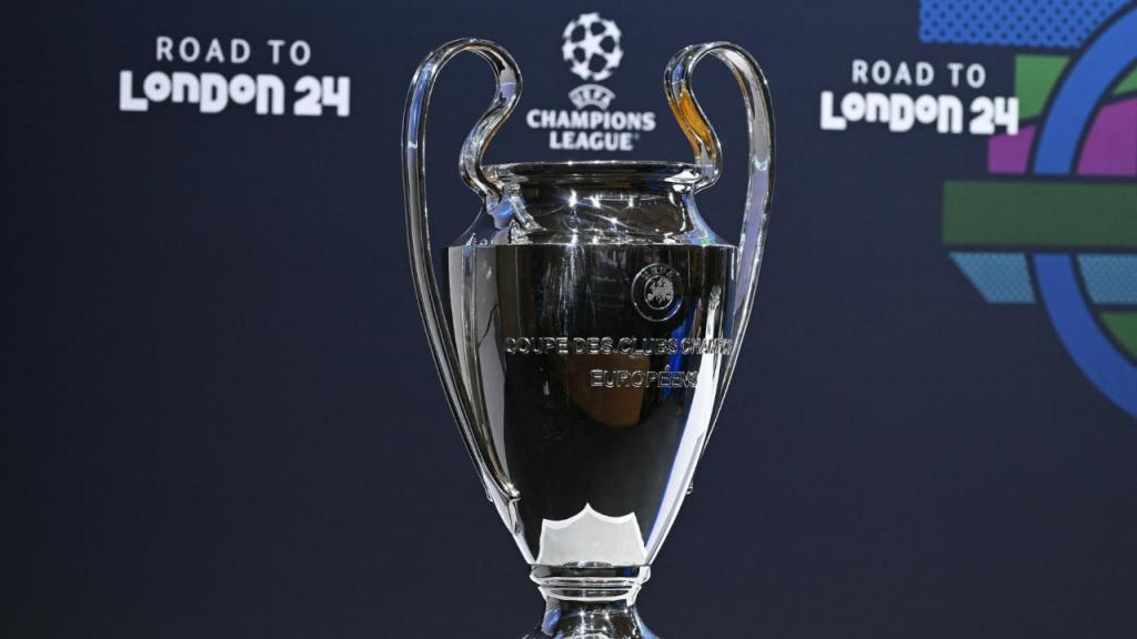 Sorteio da Champions (Photo by FABRICE COFFRINI/AFP via Getty Images)