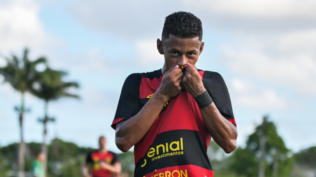 Enzo Vágner (twitter Sport Recife)