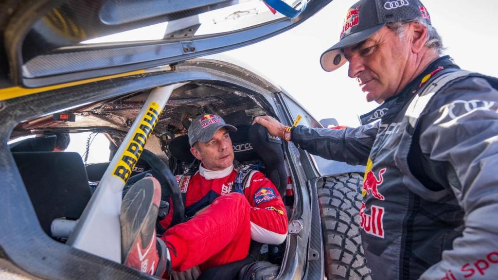 Loeb e Sainz após a quarta etapa do Dakar 2024 (Getty Images)
