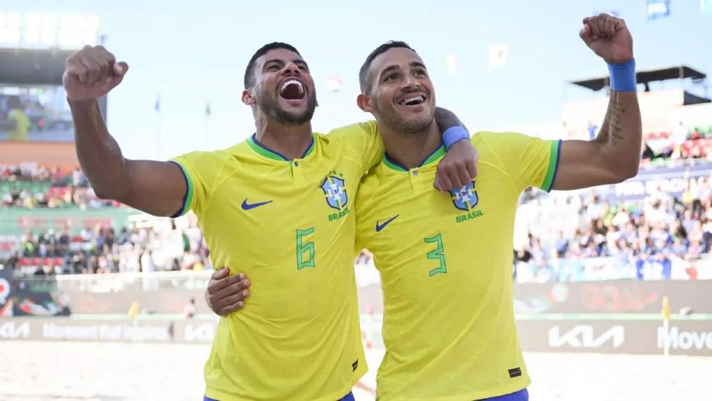 Brasil segue para a final do Mundial de futebol de praia