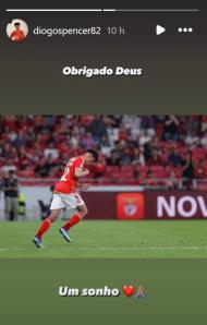 Diogo Spencer após a estreia pelo Benfica (@diogospencer82)