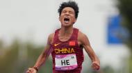 He Jie, vencedor da Meia Maratona de Pequim (Lee Jin-man/AP)