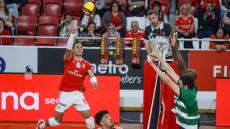Voleibol: Benfica vence dérbi e ganha vantagem na final do «playoff»