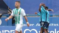 Samuel Essende fez o 1-1 no Vizela-Rio Ave (MANUEL FERNANDO ARAÚJO/Lusa)