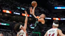 VÍDEO: Celtics vencem sem Neemias, Nuggets e Thunder nas «meias» dos playoffs