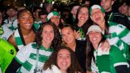 Atletas da equipa feminina do Sporting juntaram-se à festa do título da equipa masculina 