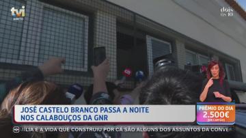 thumbnail Assista às imagens de José Castelo Branco a falar com jornalistas através de uma janela da esquadra