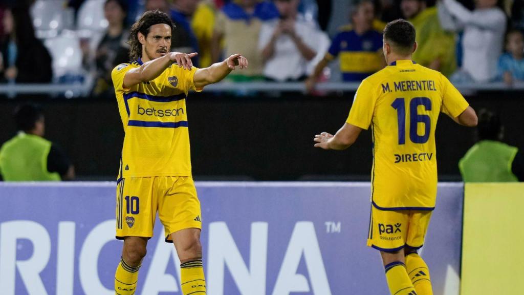 Cavani ainda é decisivo no Boca Juniors aos 37 anos (AP Photo/Jorge Saenz)
