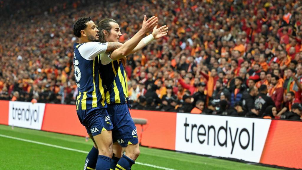 Galatasaray-Fenerbahçe (Ali Atmaca/Anadolu via Getty Images)