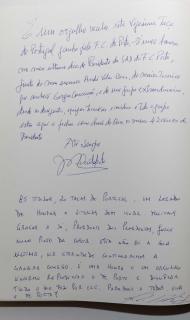 Mensagem de André Villas-Boas e Pinto da Costa no livro do Museu do FC Porto