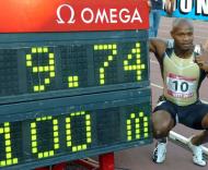 Asafa Powell bate o recorde dos 100 metros